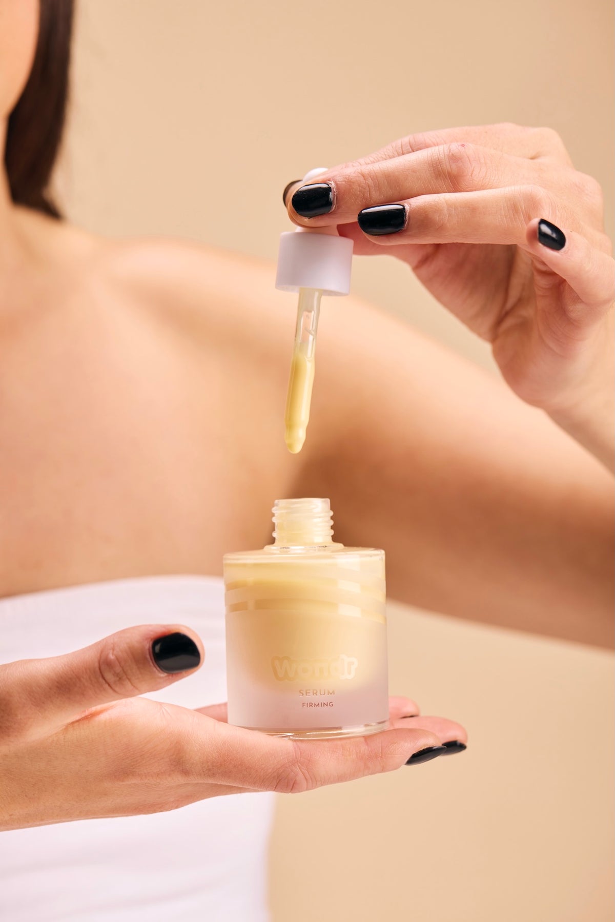 HOE GEBRUIK JE HET FIRMING SERUM?