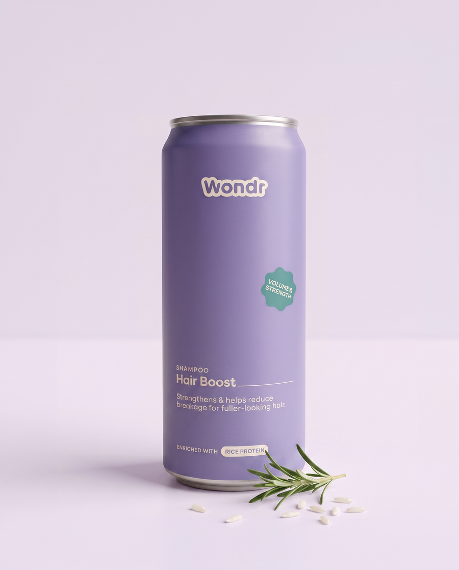 WONDR Hair Boost Shampoo refill-blikje met rozemarijn en rijst op lila